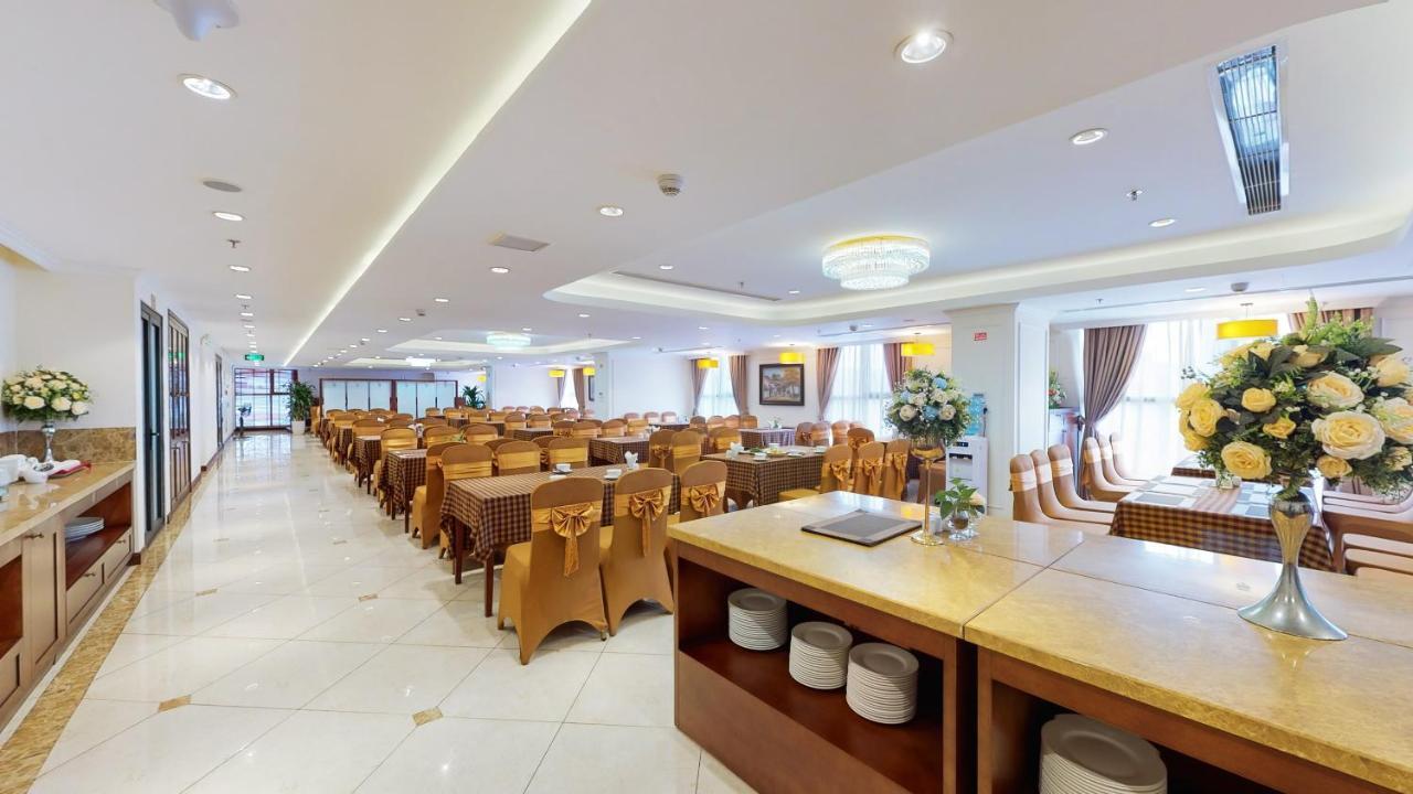 Cau Giay Hotel - By Bay Luxury Hanoj Exteriér fotografie